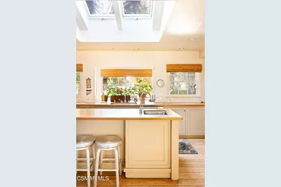 4658 Del Moreno Drive, Woodland Hills, CA 91364 - Photo 11