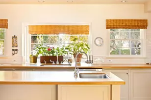 4658 Del Moreno Dr, Woodland Hills, CA 91364 - Photo 11