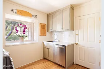 4658 Del Moreno Drive, Woodland Hills, CA 91364 - Photo 35