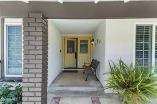 984 Harris Ct, Thousand Oaks, CA 91362 - Photo 3