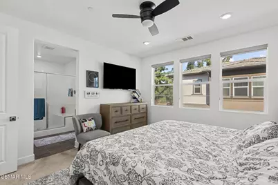 2579 Little Rock Lane, Simi Valley, CA 93065 - Photo 31