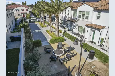 2579 Little Rock Lane, Simi Valley, CA 93065 - Photo 37