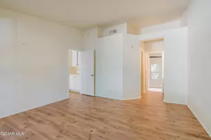 637 Indian Oak Ln, Oak Park, CA 91377 - Photo 11