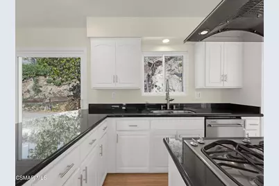 4610 Cerrillos Drive, Woodland Hills, CA 91364 - Photo 13