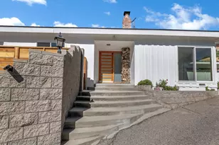 4610 Cerrillos Dr, Woodland Hills, CA 91364 - Photo 5