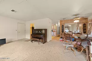 15750 Arroyo Dr, Moorpark, CA 93021 - Photo 15