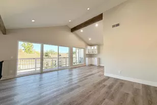 213 Estrellita Ln, Oak Park, CA 91377 - Photo 7