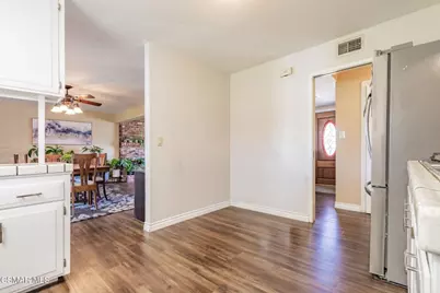 3239 Hamlin Avenue, Simi Valley, CA 93063 - Photo 21