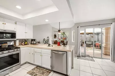 680 Sedgeworth Court, Simi Valley, CA 93065 - Photo 7