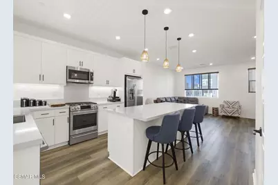 27065 Tanager Lane, Valencia, CA 91381 - Photo 1
