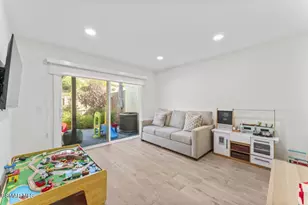 559 Racquet Club Ln, Thousand Oaks, CA 91360 - Photo 13