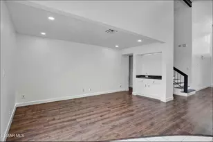 837 Hillview Cir, Simi Valley, CA 93065 - Photo 11