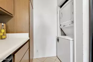 2327 Archwood Ln, Simi Valley, CA 93063 - Photo 17