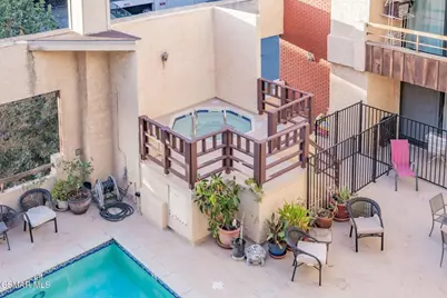 8710 Independence Avenue #307, Canoga Park, CA 91304 - Photo 27