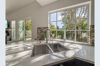 819 Riverrock Circle, Westlake Village, CA 91362 - Photo 21