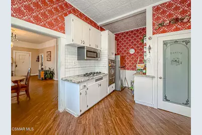 954 E Thompson, Ventura, CA 93001 - Photo 13