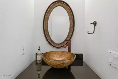 566 Avenida Magdalena, Camarillo, CA 93010 - Photo 19