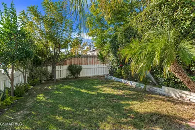 17649 Lemay Street, Lake Balboa, CA 91406 - Photo 5