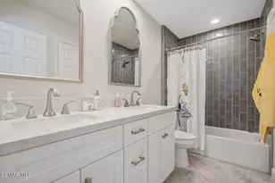 31944 Doverwood Ct, Westlake Village, CA 91361 - Photo 27
