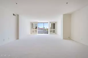 10660 Wilshire Blvd, Los Angeles, CA 90024 - Photo 23