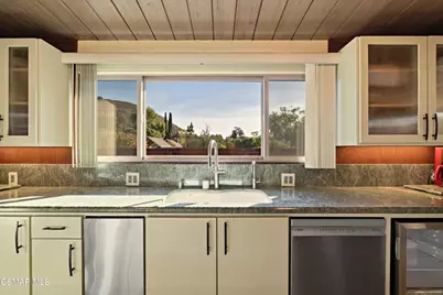 1509 Campbell Avenue, Thousand Oaks, CA 91360 - Photo 17