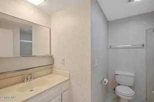 23325 Bessemer St, Woodland Hills, CA 91367 - Photo 19