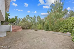 23325 Bessemer St, Woodland Hills, CA 91367 - Photo 35