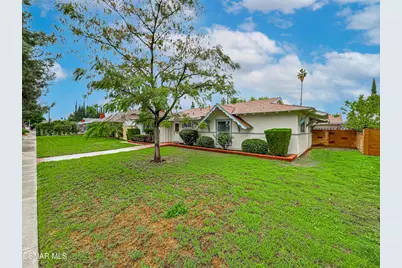 22537 Saticoy Street, West Hills, CA 91307 - Photo 3