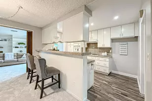 22537 Saticoy St, West Hills, CA 91307 - Photo 17