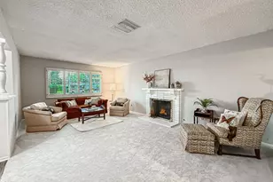 22537 Saticoy St, West Hills, CA 91307 - Photo 9