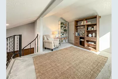 2098 Covington Avenue, Simi Valley, CA 93065 - Photo 35