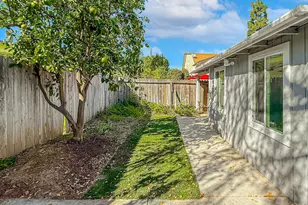 2098 Covington Ave, Simi Valley, CA 93065 - Photo 45