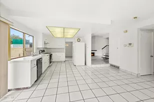 2385 N Justin Ave, Simi Valley, CA 93065 - Photo 11