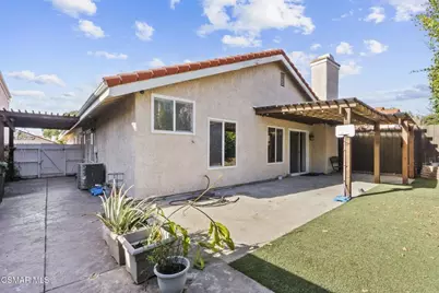 2508 Glenhurst Court, Simi Valley, CA 93063 - Photo 33