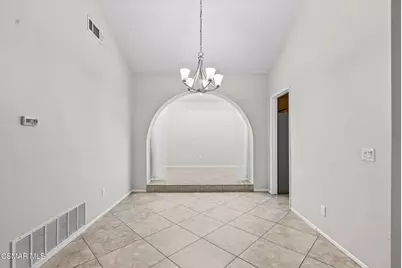 2508 Glenhurst Court, Simi Valley, CA 93063 - Photo 11