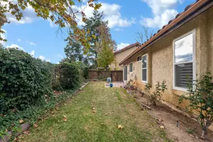 1244 Heatherview Dr, Oak Park, CA 91377 - Photo 25