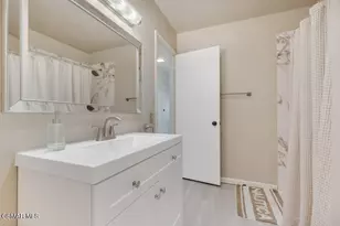 246 W Vineyard Ave, Oxnard, CA 93036 - Photo 23