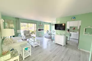 291 Sequoia Ct, Thousand Oaks, CA 91360 - Photo 3