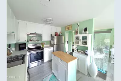 291 Sequoia Court #31, Thousand Oaks, CA 91360 - Photo 5