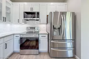 28722 Lincoln Ave, , CA 91384 - Photo 17