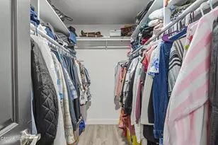 20448 Calhaven Dr, Saugus, CA 91390 - Photo 15