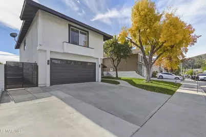 20448 Calhaven Drive, Saugus, CA 91390 - Photo 25