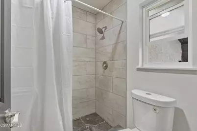 20448 Calhaven Drive, Saugus, CA 91390 - Photo 13