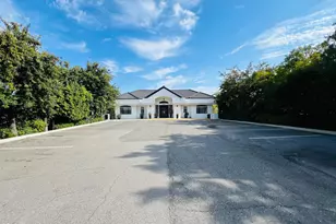 28219 Agoura Rd, Agoura Hills, CA 91301 - Photo 1