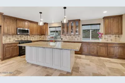 90 La Paz Court, Simi Valley, CA 93065 - Photo 5