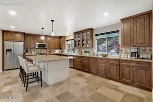 90 La Paz Ct, Simi Valley, CA 93065 - Photo 3