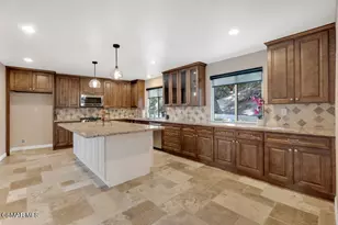 90 La Paz Ct, Simi Valley, CA 93065 - Photo 3