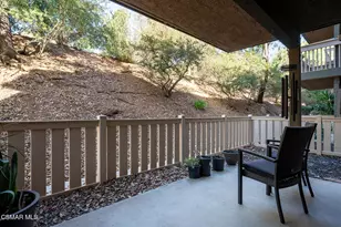 327 Chestnut Hill Ct, Thousand Oaks, CA 91360 - Photo 13