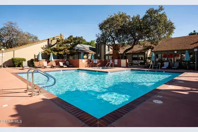 327 Chestnut Hill Court #11, Thousand Oaks, CA 91360 - Photo 17