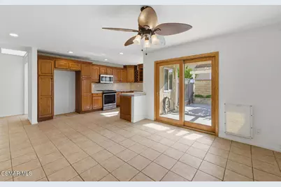 15494 Kernvale Avenue, Moorpark, CA 93021 - Photo 9